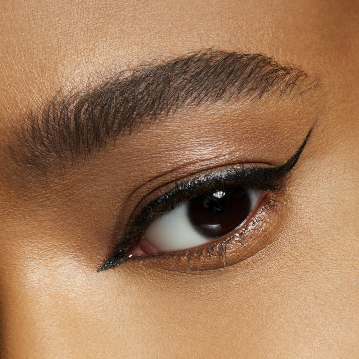 Mac 24H Eyeliner Brush Black