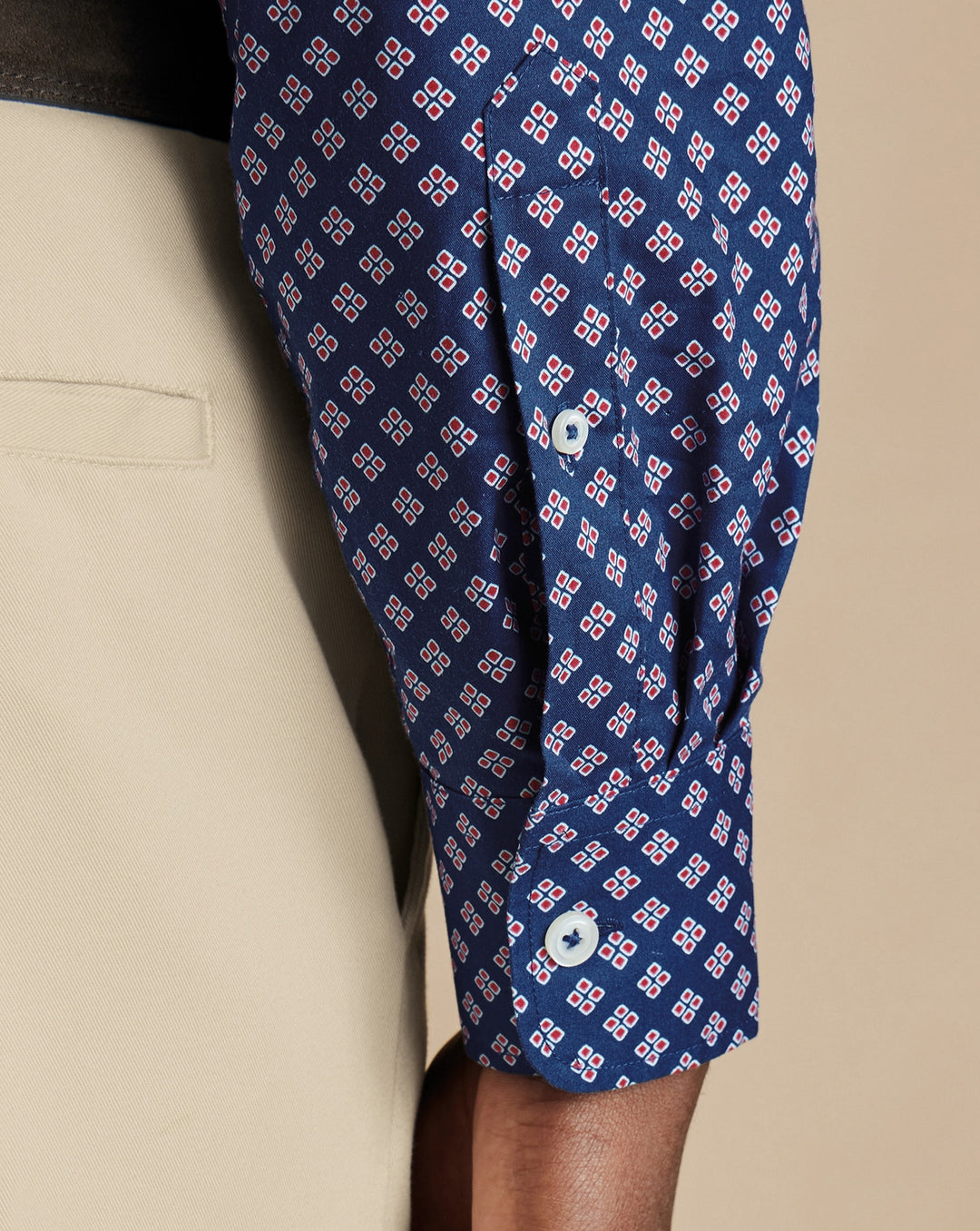 Charles Tyrwhitt Men L/S SF Button Down Printed Casual Shirt CSN0510