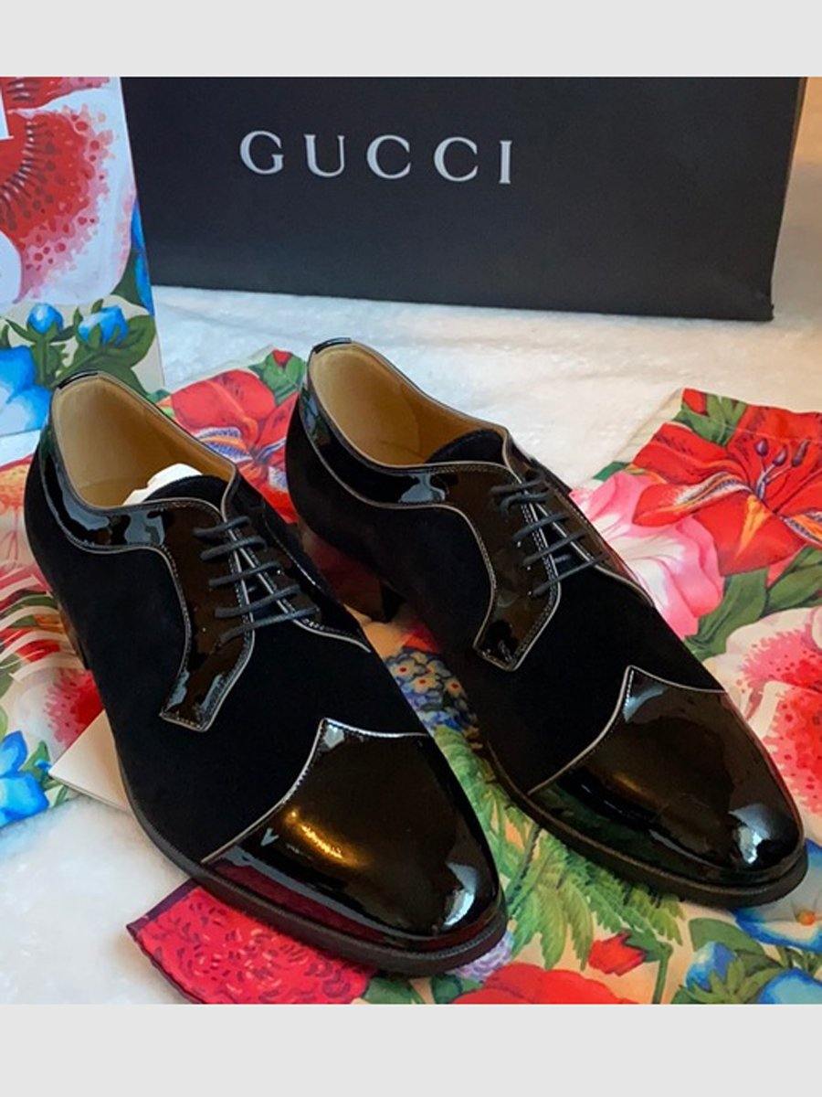 Gucci Men Laceup Shoes 570108FASAO 1000