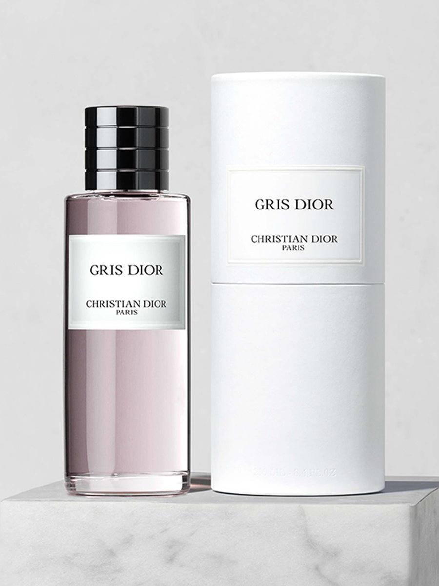 CD Gris Montaigne EDP 250ml