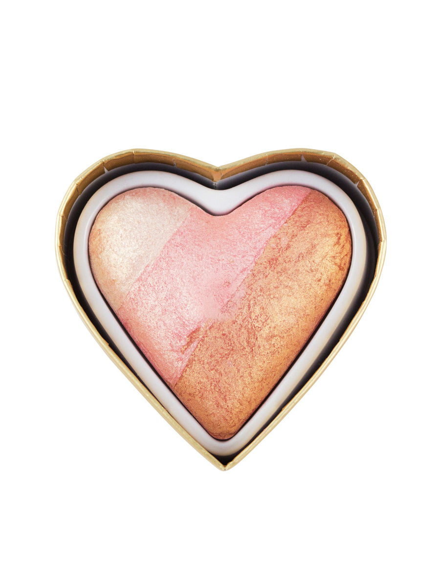 Makeup Revolution Blushing Hearts Iced Heart